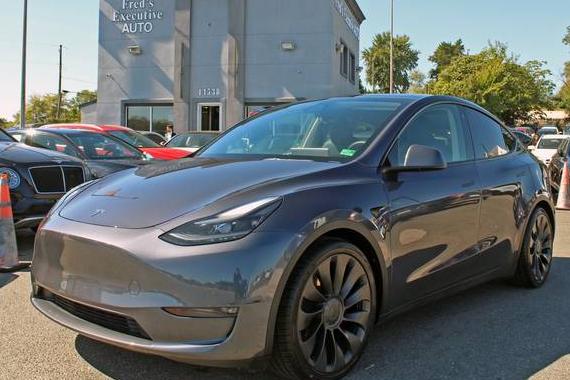 TESLA MODEL Y 2023 7SAYGDEF1PF599735 image TESLA MODEL Y 2023 7SAYGDEF1PF599735 image